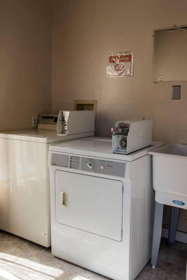 West End Neighborhood Cottage Santa Rosa Extérieur photo